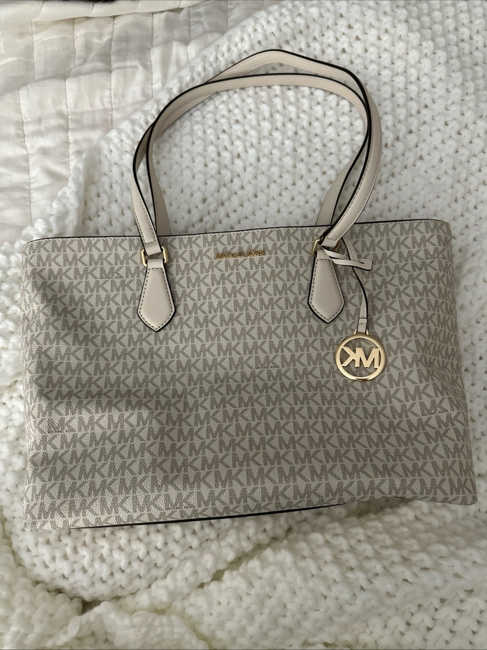 BNWT Michael Kors Beige MK Logo Tote Bag